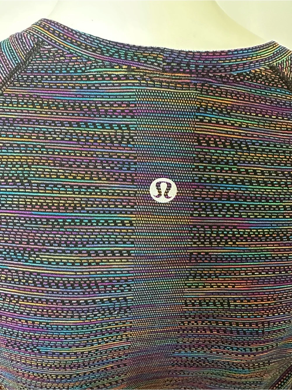 lululemon athletica black rainbow swifty